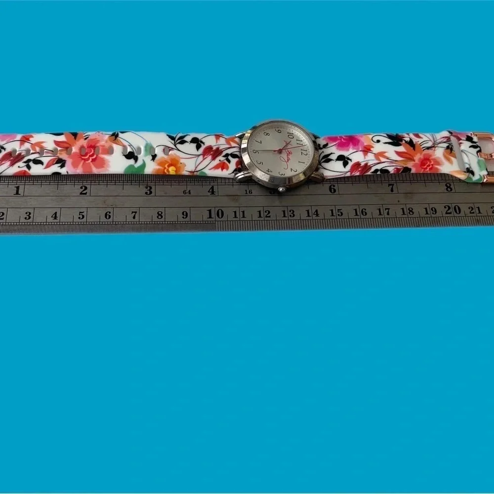 Vera Bradley Watch pink Floral Adjustable Buckle Band New Battery 9